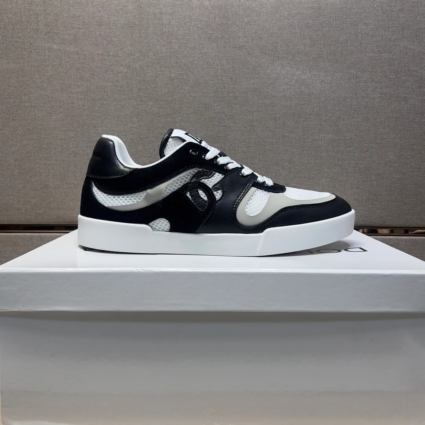 ⬛️Men's men's shoes💰p440【DG～】couple casual shoes 2025z cabinet sales simultaneously 🔶Size: 35-44#️⃣ 🔷2 colors🔜The upper is made of multi-material splicing➕Mesh lining, comfortable and breathable, sole: original comfortable and wear-resistant outsole, ⚠️real thing📱photographed🎬real thing is better📢📢📢